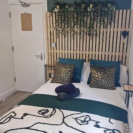 The Appletree Aparthotel Cowley  Luaran gambar